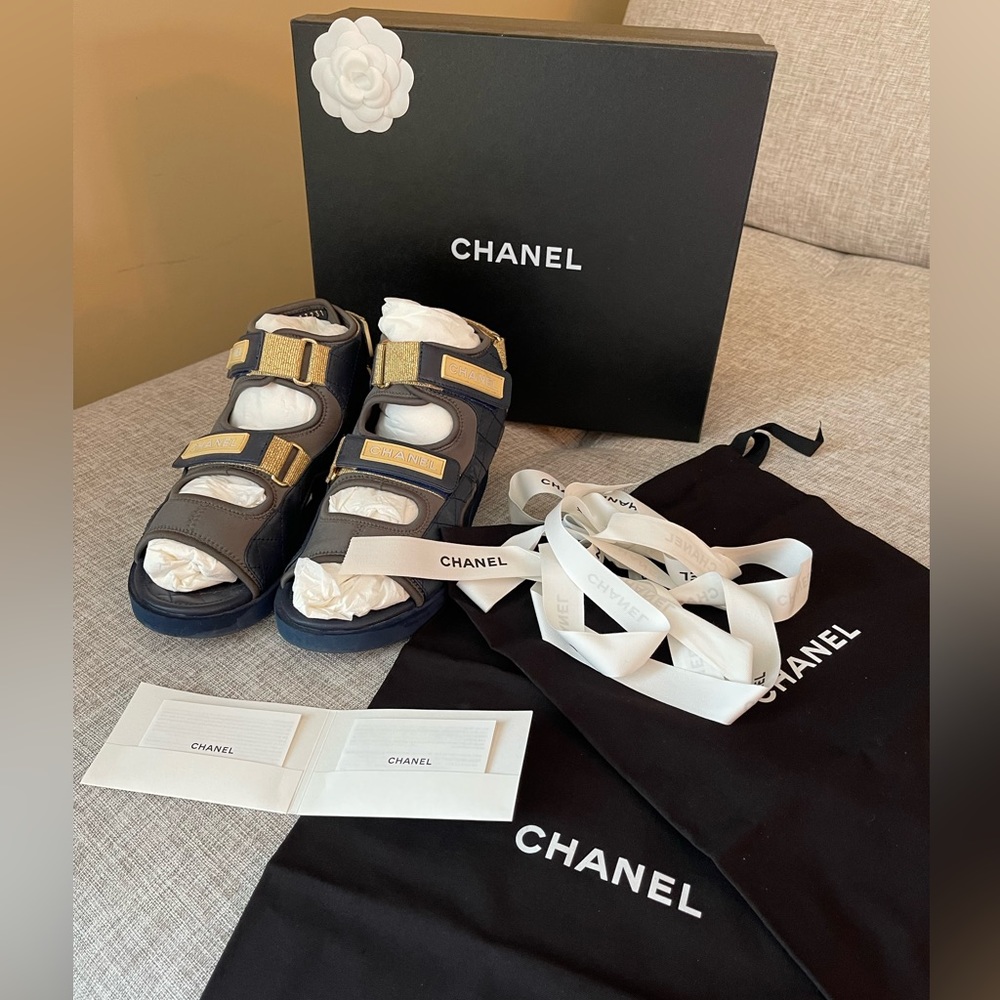 CHANEL 2021 Rubber Gladiator Sandals • Size 37.5